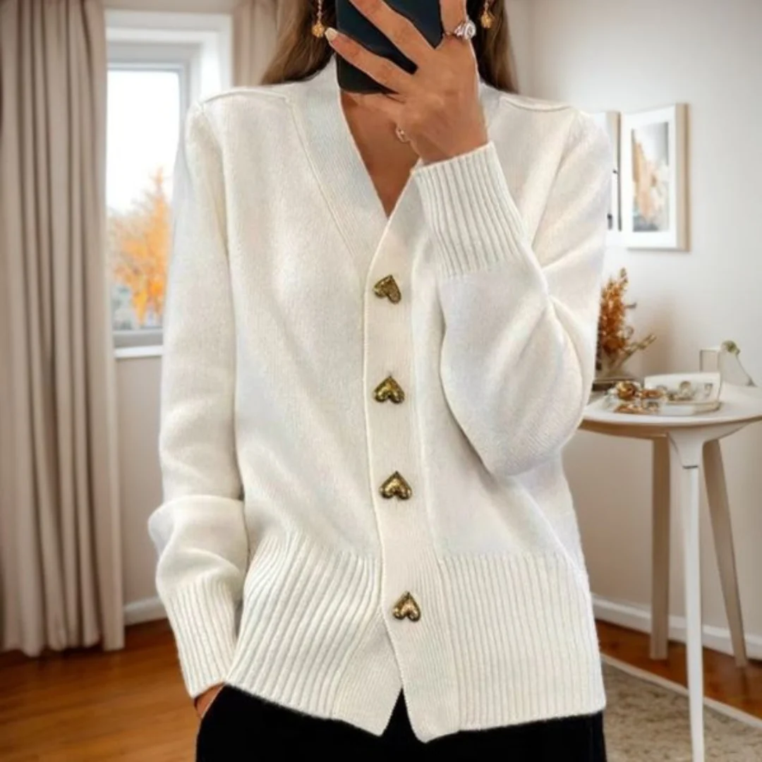 Adele – Soft vest with Heart Buttons