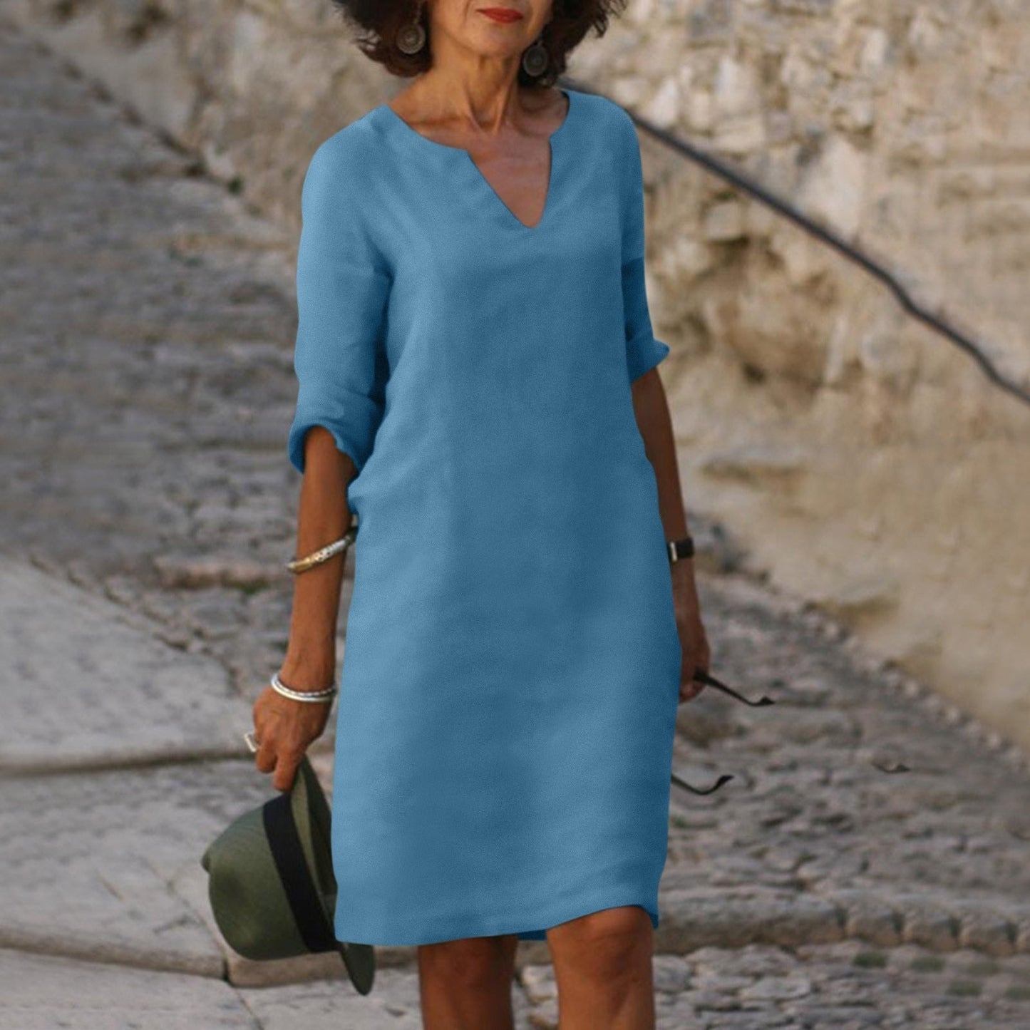Amara - Linen Dress with V-Neck